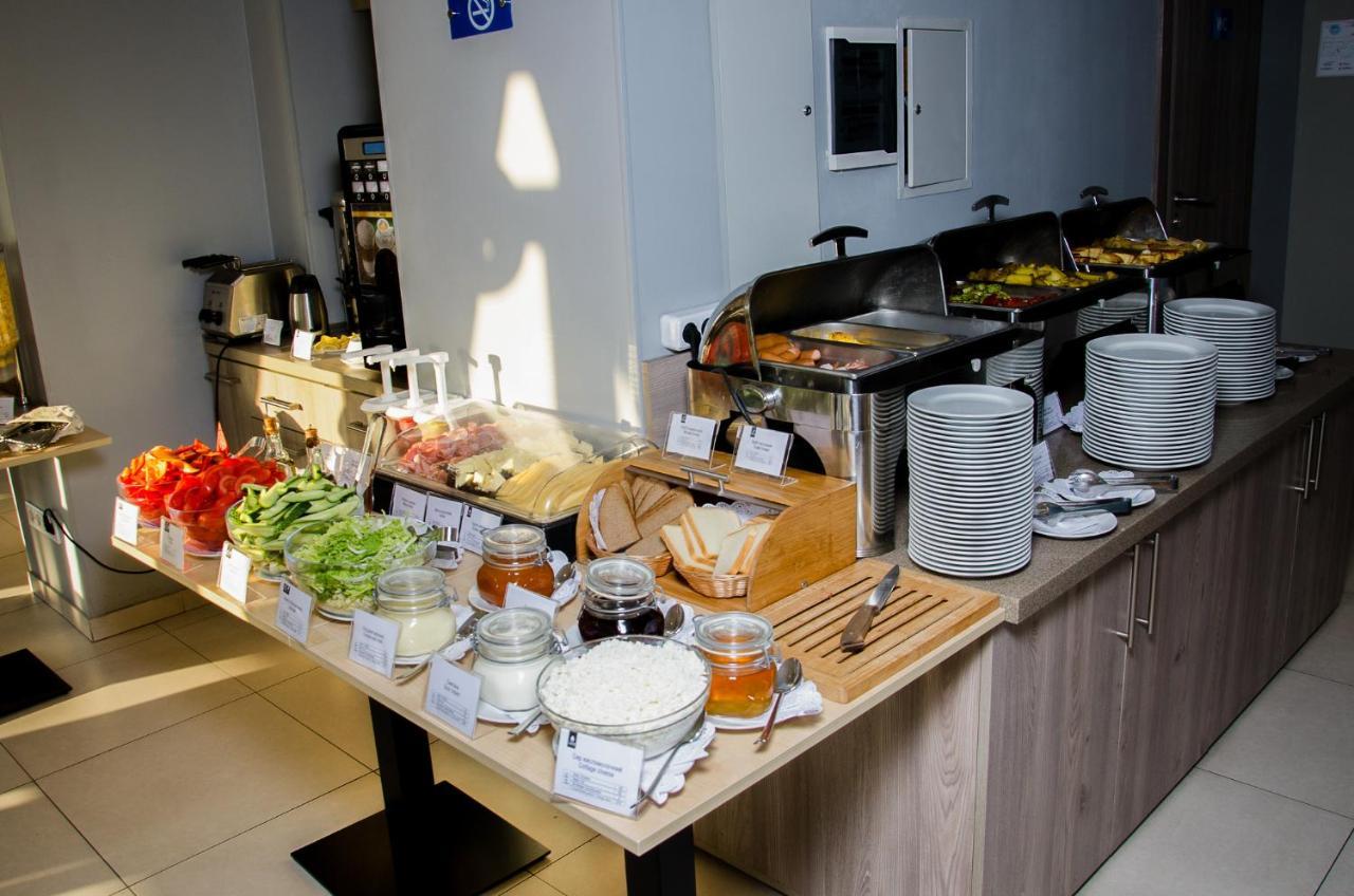 Raziotel Kyiv Yamska מראה חיצוני תמונה