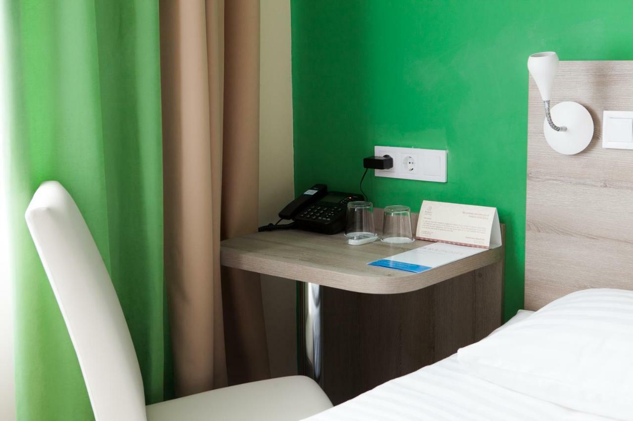 Raziotel Kyiv Yamska מראה חיצוני תמונה